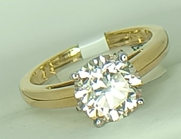 GIA 2.59 ct. Natural Round Diamond Solitaire Ring in 10K Yellow Gold - Image 4