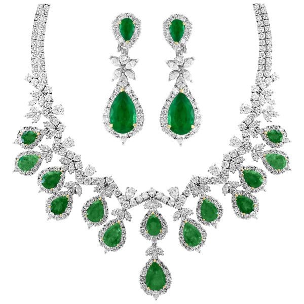 AGL Colombian Emerald & Diamond Necklace & Earring Suite In Platinum
